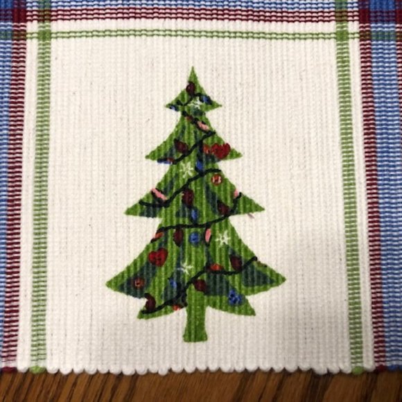 St. Nicholas Square Snowy Days Woven Place… - Picture 4 of 9